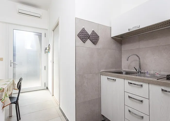 Nicola House * Cervia