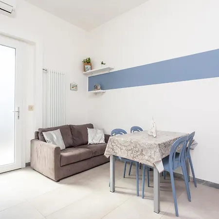 Nicola House Apartment *