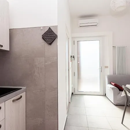 Nicola House * Cervia