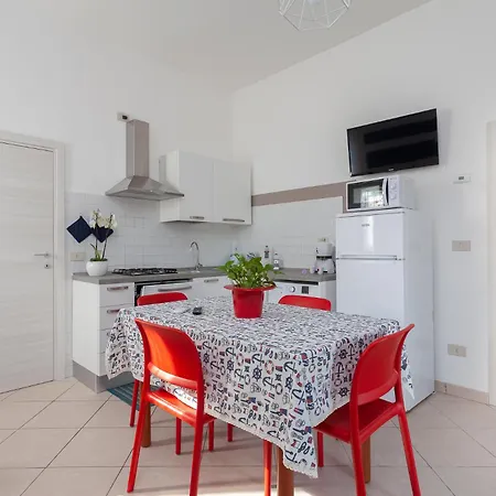 Nicola House Apartment