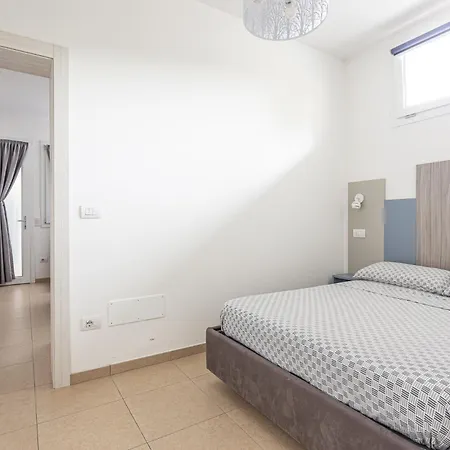 Апартаменты Nicola House *