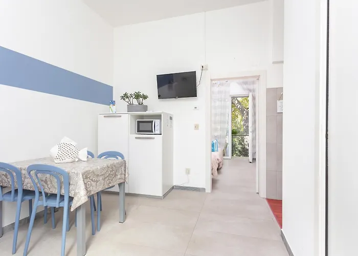 Nicola House *