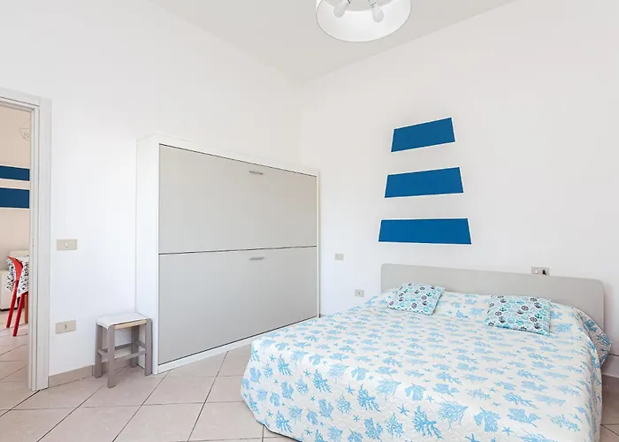 Nicola House *
