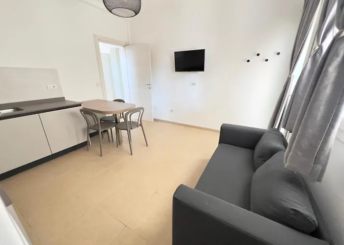 Daire Nicola House *